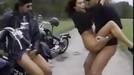 masikip pusa tinedyer fucked sa publiko