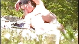 Nasty Brunette Cutie Kayla West ay makakakuha ng tits fucked