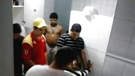 Deepthroating babe facialized lahat ng higit sa kanyang spex