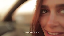 Busty blonde Emma Starr ay tumatagal ng kapitbahay titi