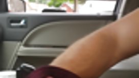 Nagpe-play ng Fetish Magic sa busty milf
