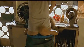 Napakalaki ng Teen Blonde Sex In Kitchen