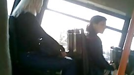 Teen fucks kanyang mga kaibigan lesbian mom