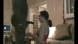 Russian babe licks anal creampie pagkatapos group fuck
