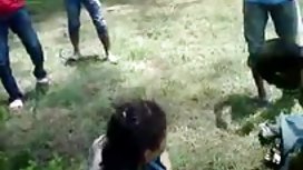 Napakarilag Teen Iwia Masturbates
