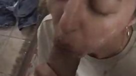 Ang brunette mom Lezley Zen ay tumagal ng titi
